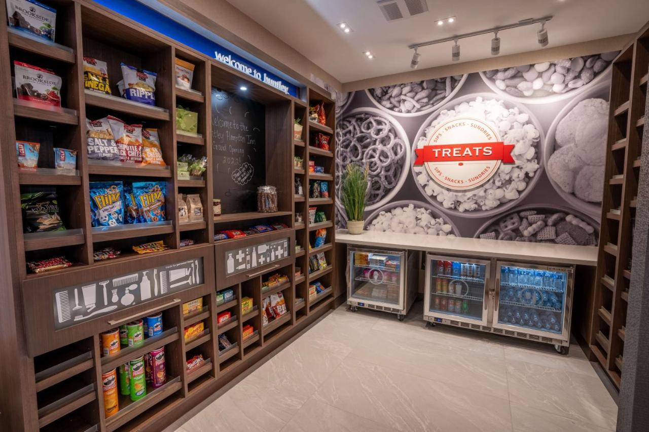 Hampton Inn By Hilton Huntley Chicago Экстерьер фото