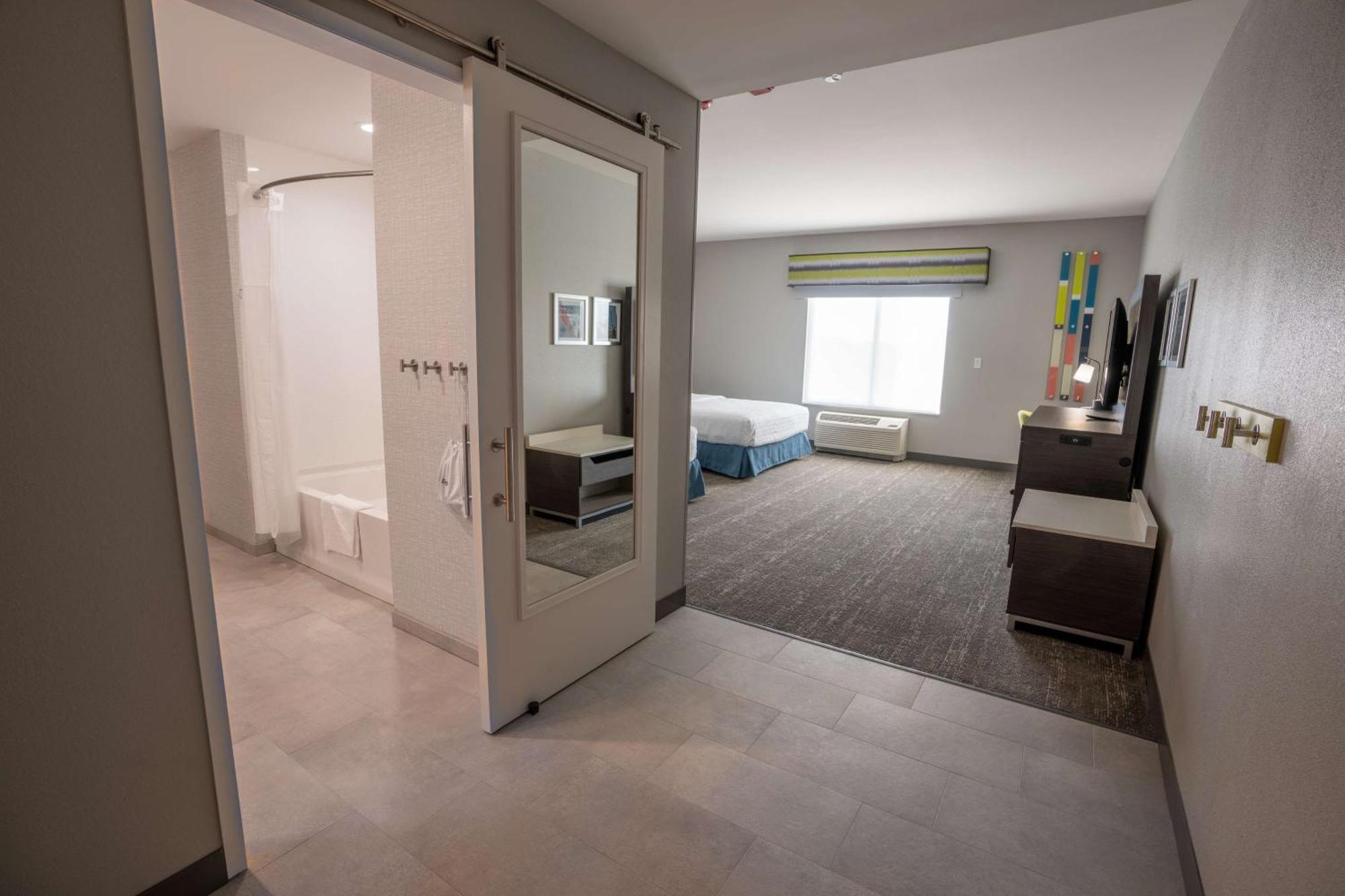 Hampton Inn By Hilton Huntley Chicago Экстерьер фото